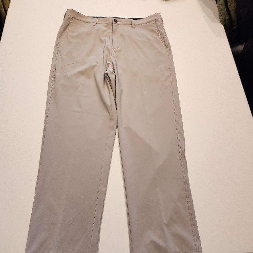 QOR performance golf slacks. Size 38/34